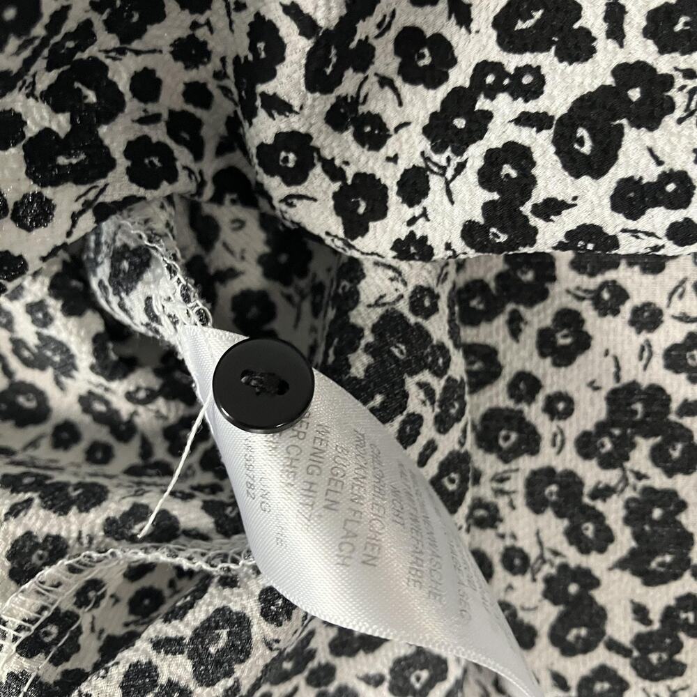 Adrianna Papell Shirt Womens Large Black White‎ Floral Print Short Sleeve Blouse - Picture 13 of 13